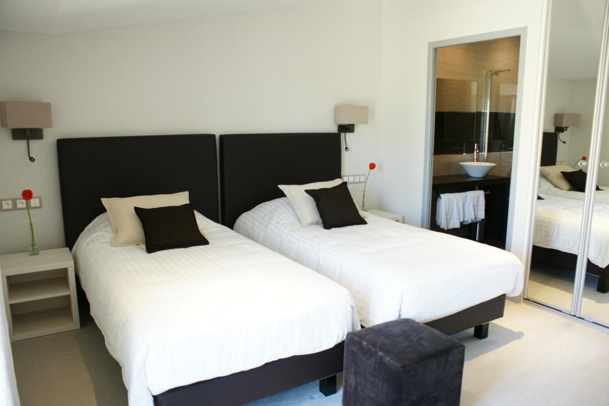 Logis- Hotel Spa Restaurant L'Epicurial Saint-Pey-de-Castets Pokoj fotografie